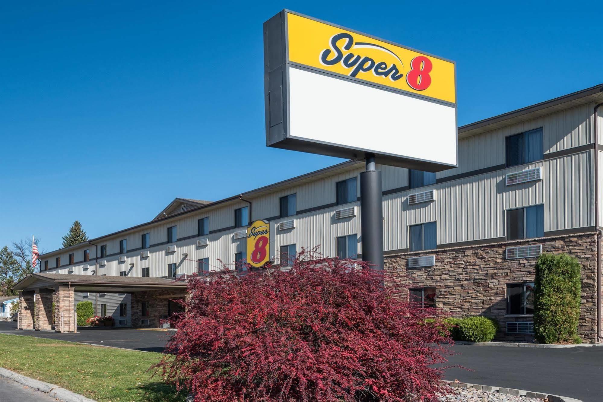 Super 8 By Wyndham Kalispell Glacier National Park Hotel Exterior photo